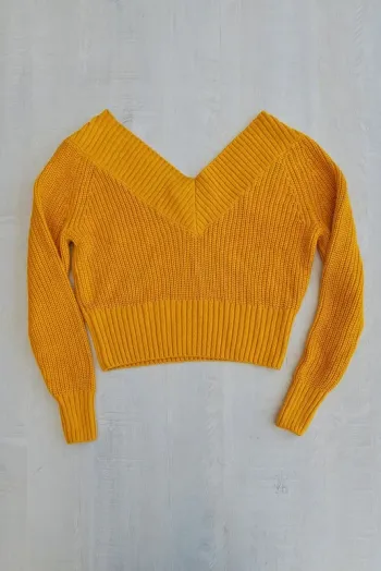 Pull crop top H&M jaune moutarde - taille S - 50% laine - col V épaules dénudées