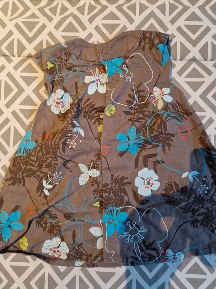 Robe taille 12 mois - photo numéro 2