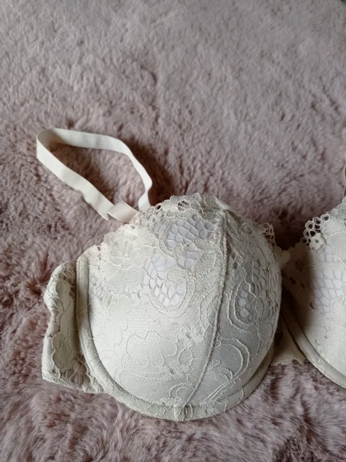 Soutien-gorge bretelles amovibles H&M - photo numéro 2