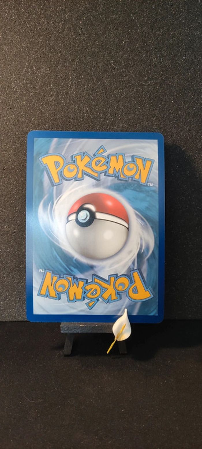 Carte pokémon jumbo, Pikachu v, swsh061 - photo numéro 2