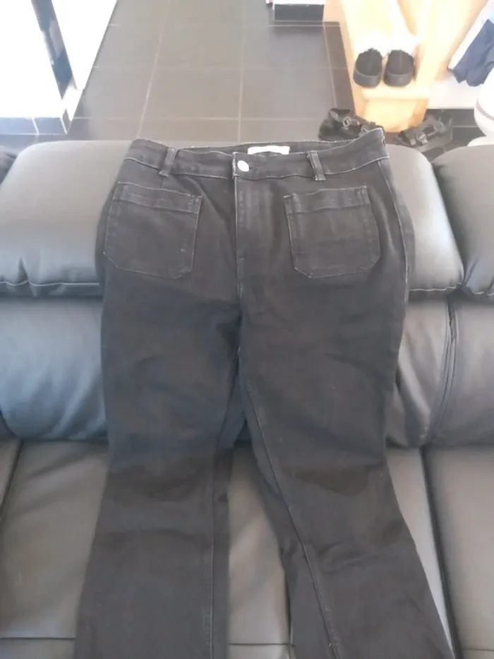 Jean noir mango taille 38 bon état - photo numéro 3