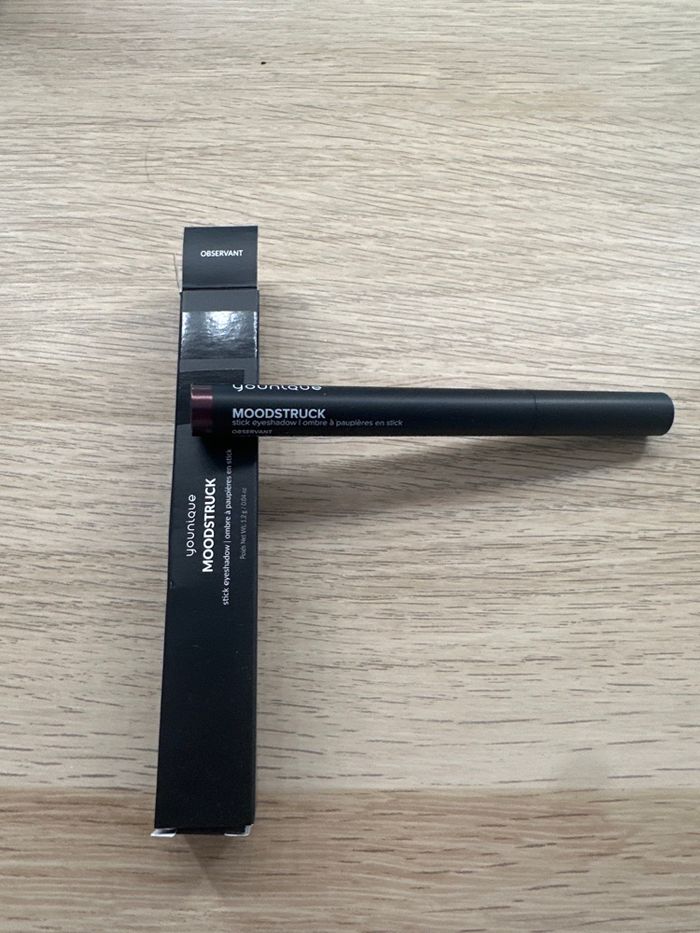 Ombre à paupières stick Observant - photo numéro 1