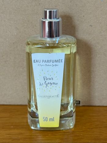 EAU PARFUMÉE  d'Après Nature Surfine  Fleur de Goyave  GALIEN BEAUTÉ  format  50 ml