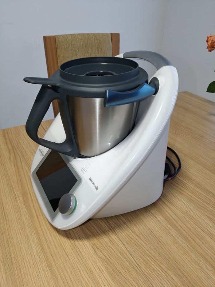 Vorwerk Thermomix TM6 blanc étincelant occasion grade A - lot avec accessoires - photo numéro 4