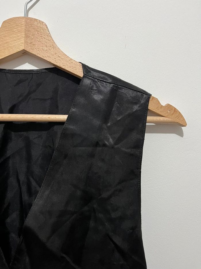 Veston vintage et oversize uni noir texture style satin - photo numéro 3