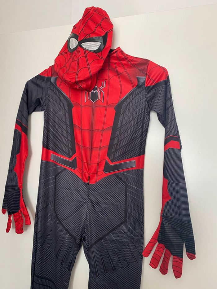 Déguisement Spider rouge - photo numéro 4