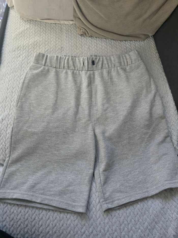 Short gris