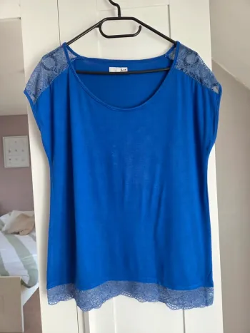Blouse top t-shirt bleu femme taille 38