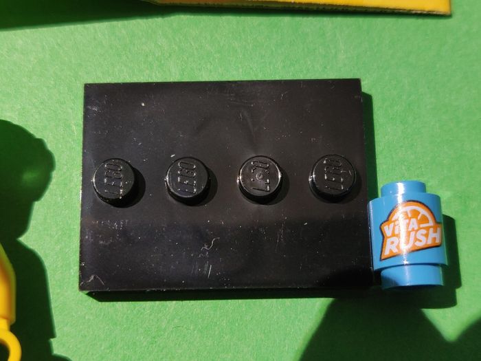 Minifig Lego Fitness - série 25 - Parfait État - avec boîte - Lego Original - photo numéro 8