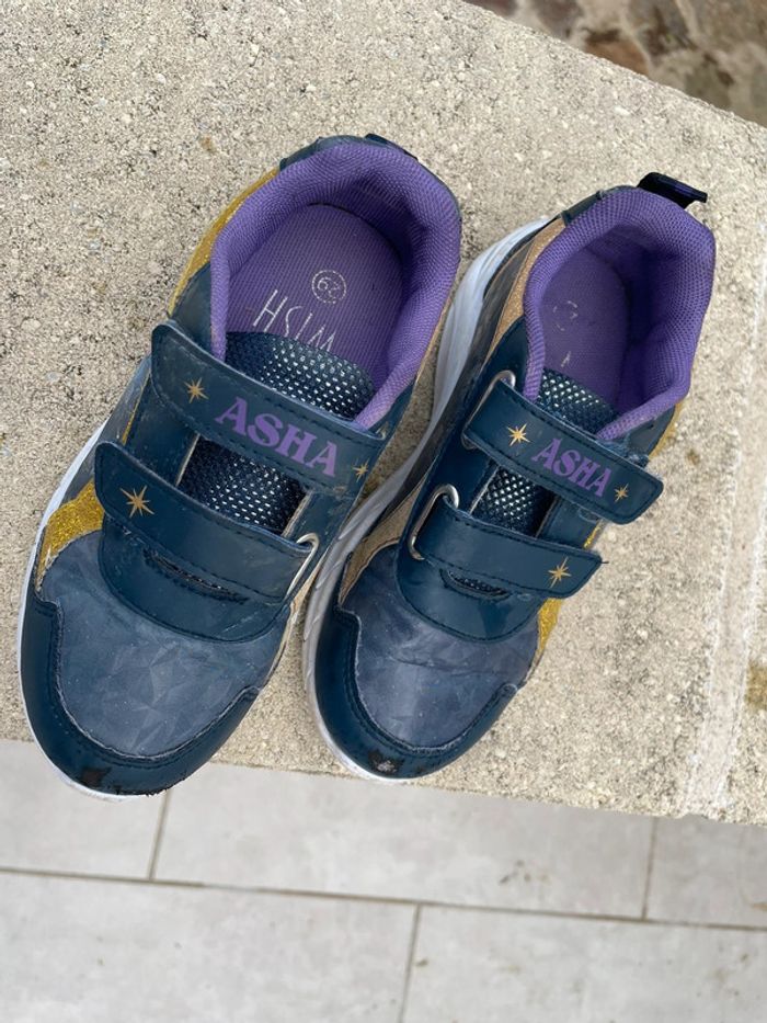 Très belle paire de baskets fille taille 29 - photo numéro 5