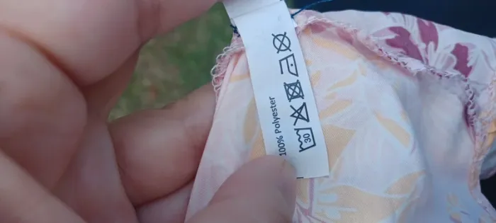Joli haut à fleur taille M marque imprevu - photo numéro 6