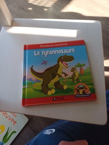 Le tyrannosaure