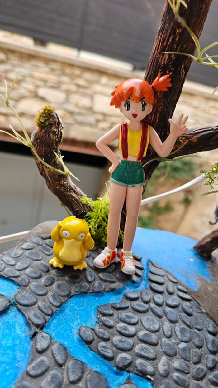 Super figurine Pokemon Nintendo tomy C.G.T.S.J ondine