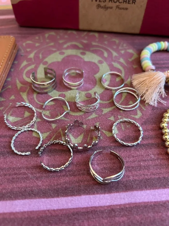 Lot de divers bijoux avec divers cadeaux - photo numéro 4