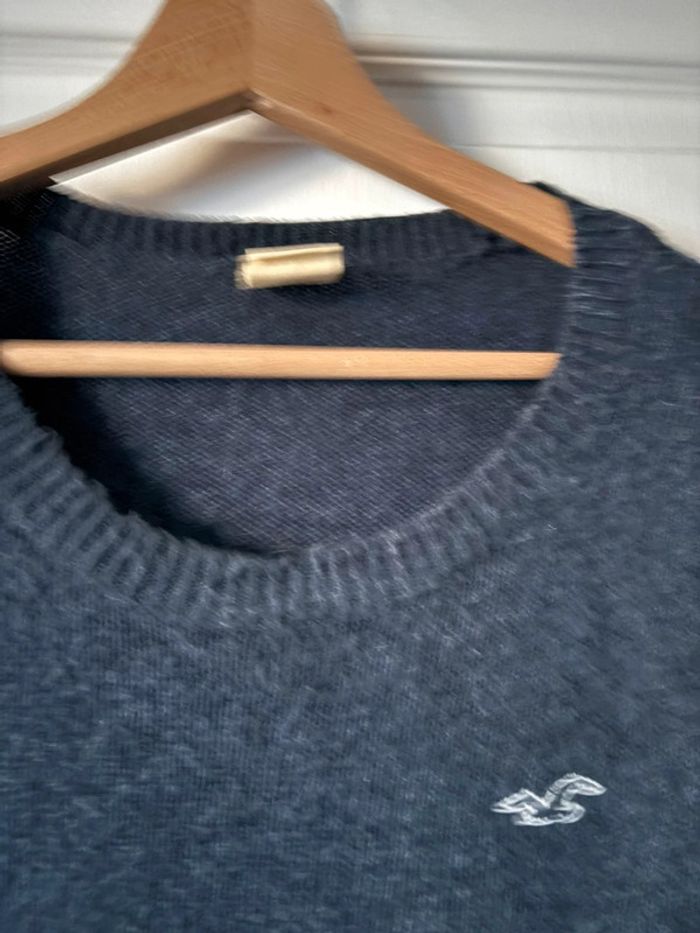 Pull marine Hollister - photo numéro 3