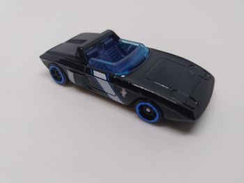 Hot Wheels '62 Ford Mustang Concept 2022 2 Ou 5 Pack