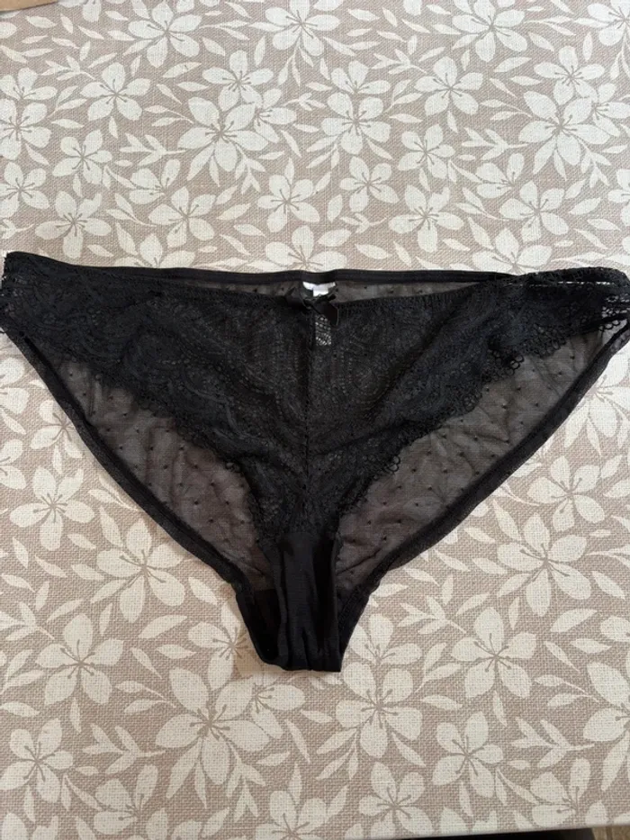Lot de culottes dentelle x4