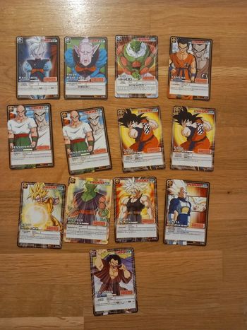 Cartes Dragon Ball à jouer et à collectionner