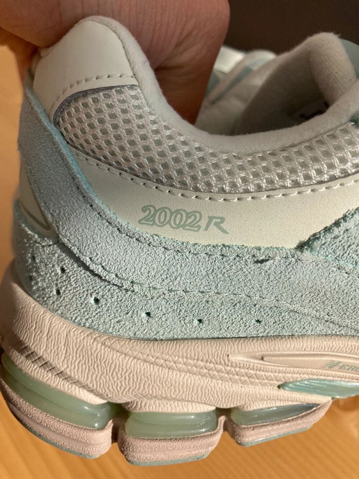 Baskets Basses Femme New Balance 2002R Pistache - Taille 38 - photo numéro 10