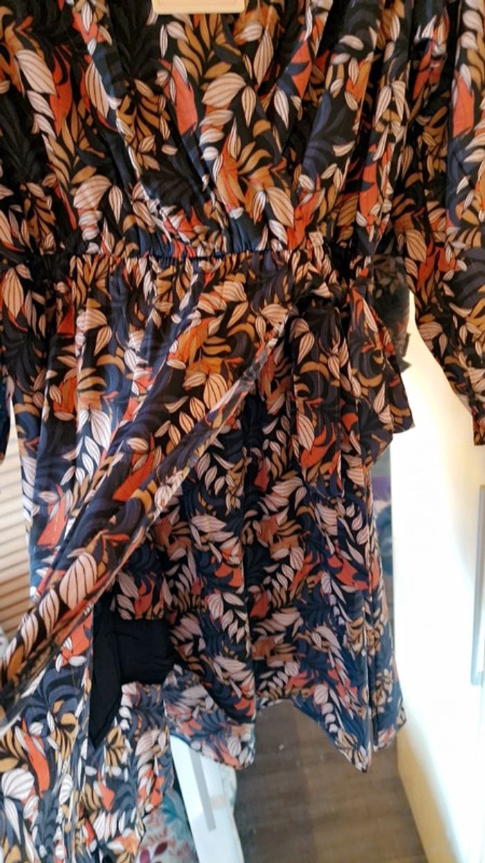 Magnifique robe neuve - photo numéro 4