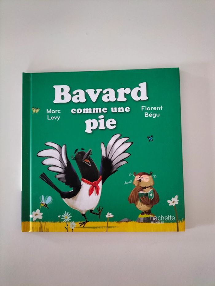 Livre bavard comme une pie