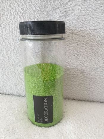 Pot de sable vert