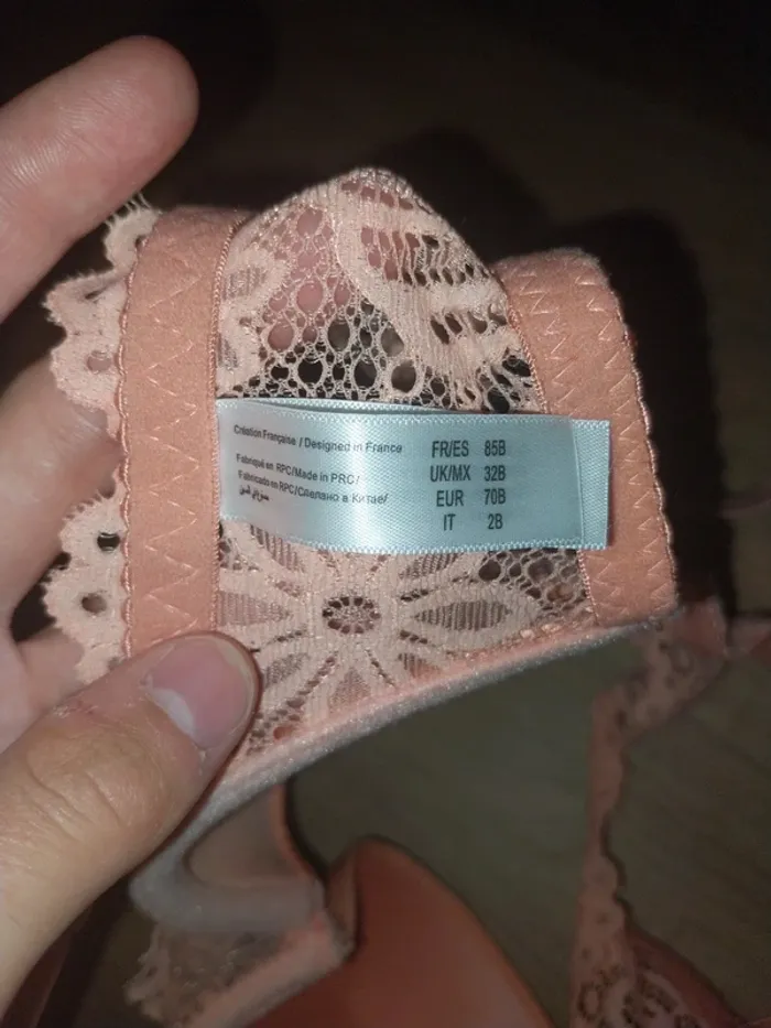 Soutien gorge - photo numéro 3