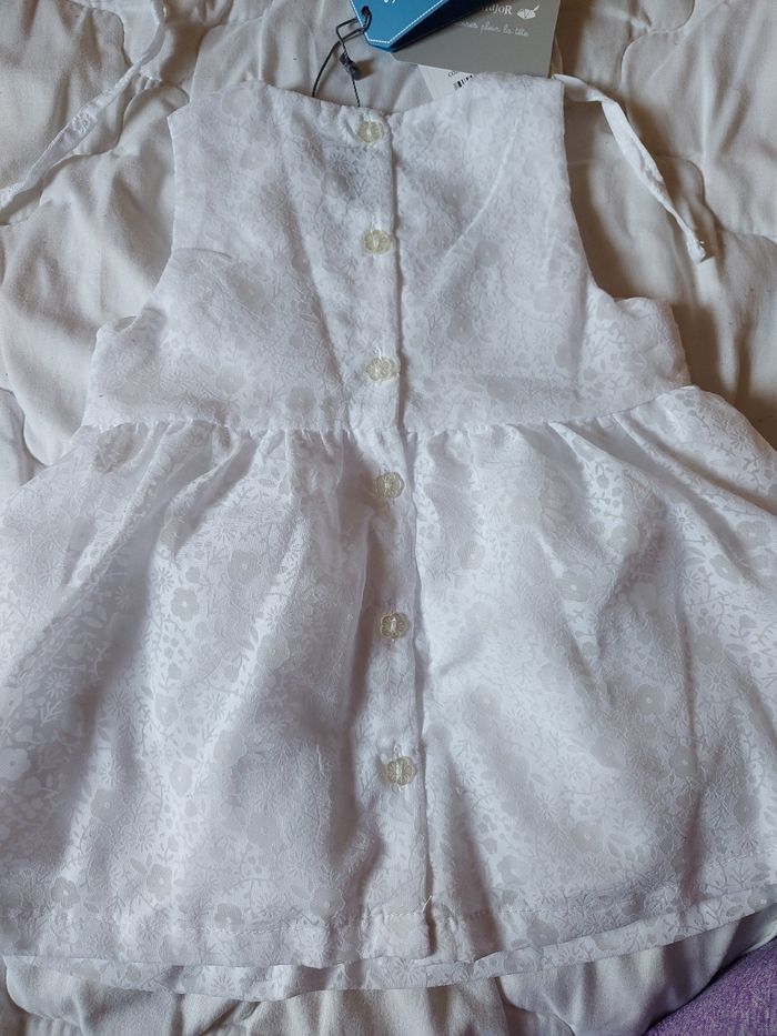 Ensemble fille 6 mois - photo numéro 4