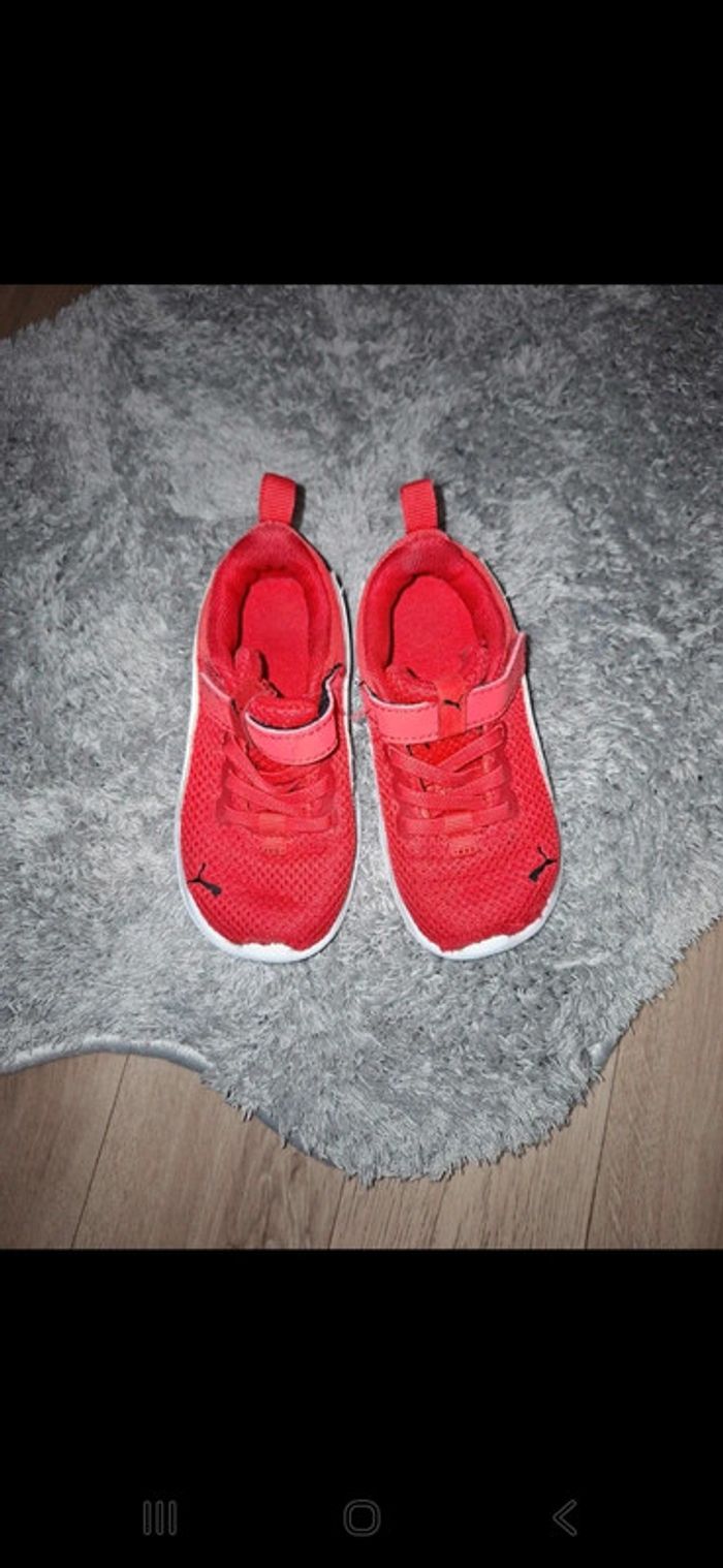 Basket Puma taille 24 - photo numéro 2