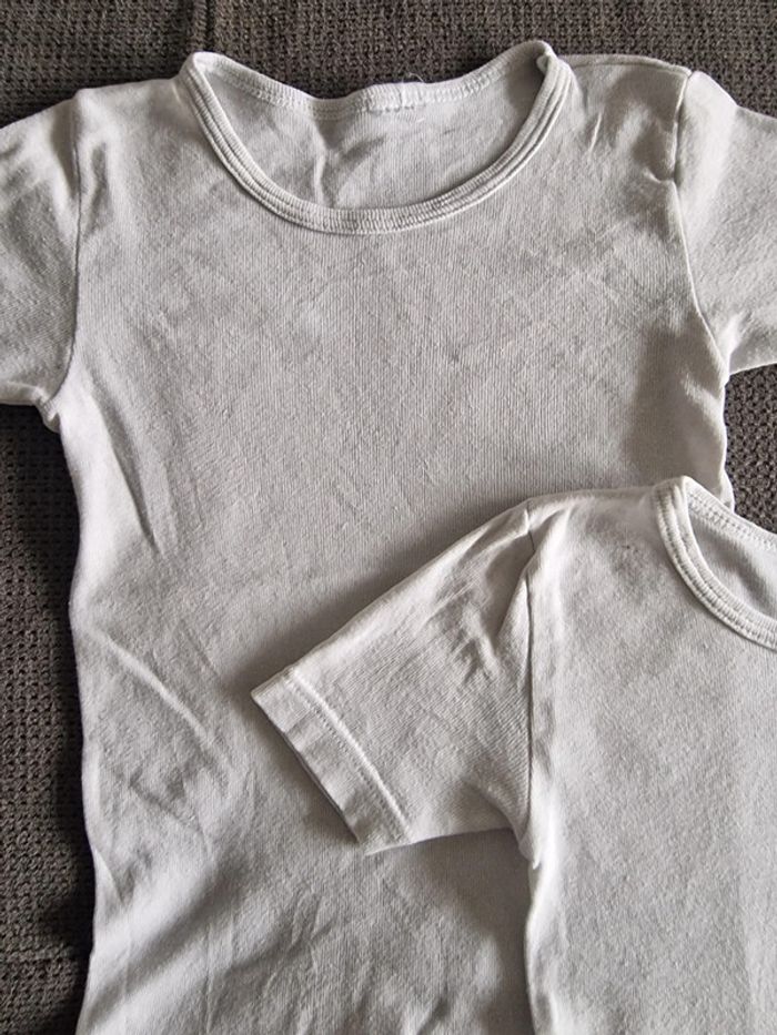 Lot de 2 tee-shirts C&A - photo numéro 3