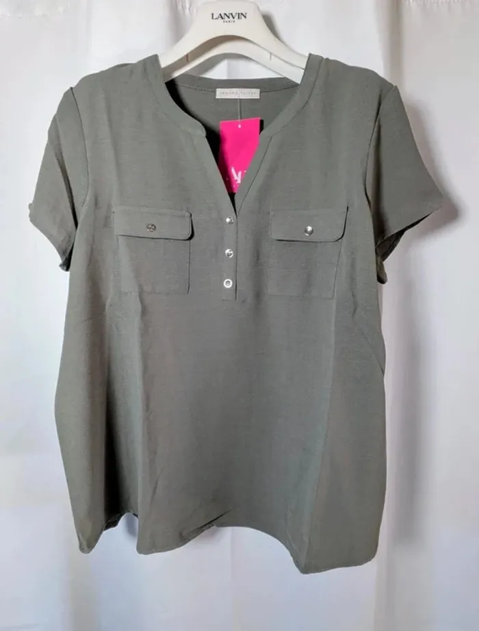 Tee-shirt uni avec poches Kaki Taille 3 Armand Thiery neuf