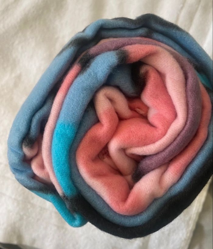 Plaid polaire Stitch neuf - photo numéro 2