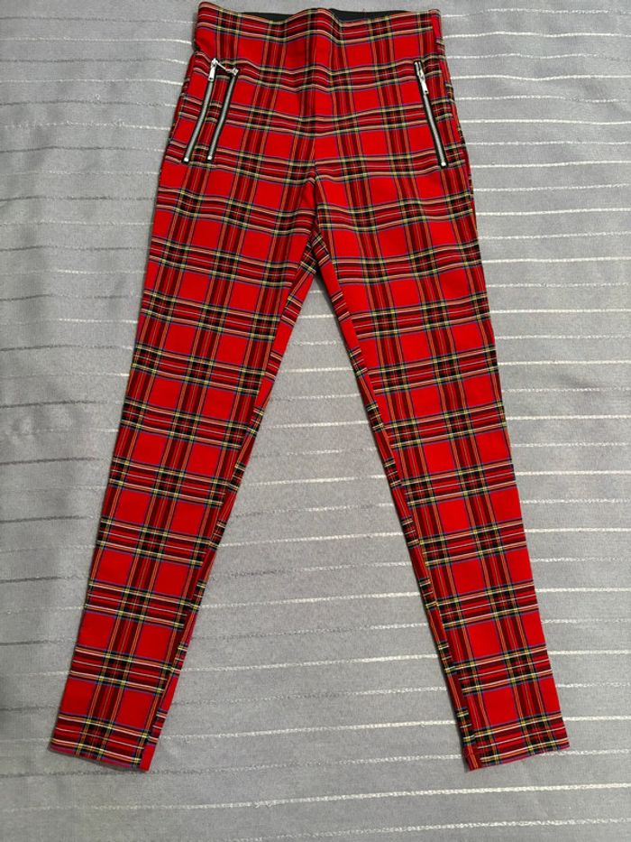 Pantalon stretch à carreaux rouges tartan écossais Zara S