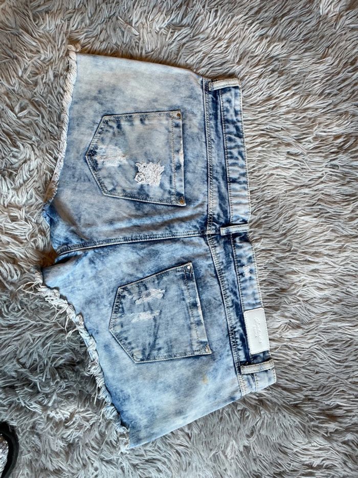 Short stradivarius 42 - photo numéro 2