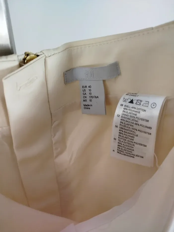 Jupe crème - H&M - blanc cassé, mini-jupe élégant habillé - taille 40 taille A611 - photo numéro 3