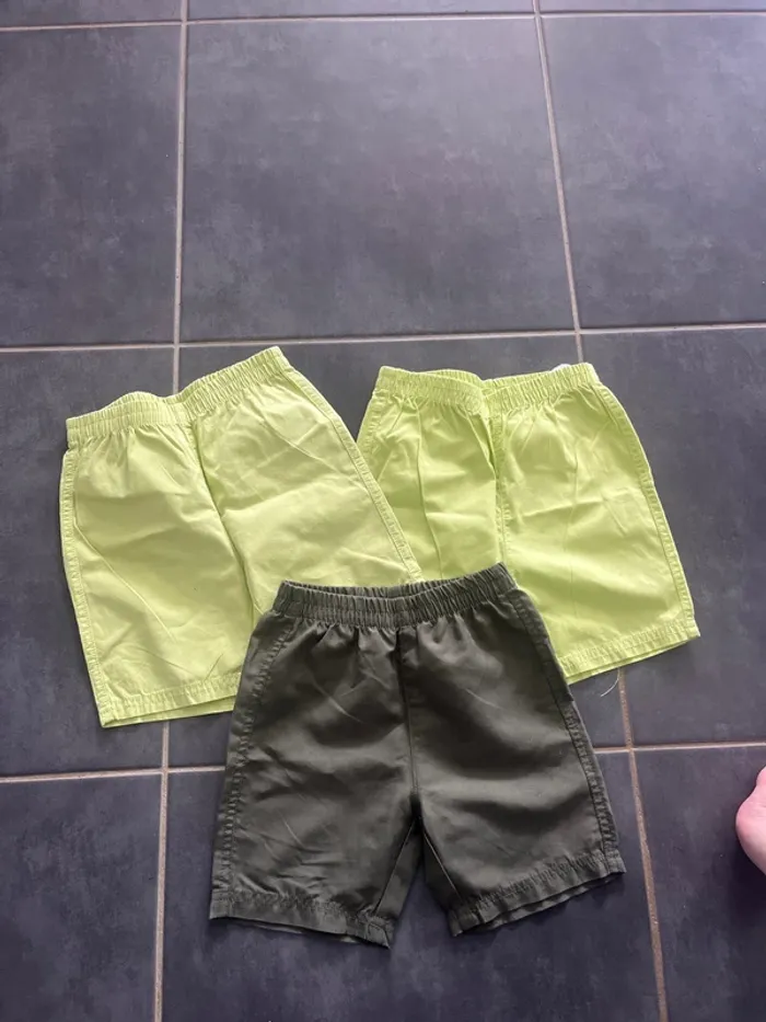 Lot de 3 shorts 23 mois