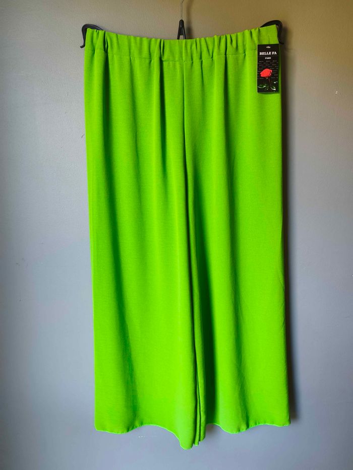 Pantalon élégant Vert Pomme / Vert clair coupe droite fluide Taille 36 au 44 - photo numéro 1