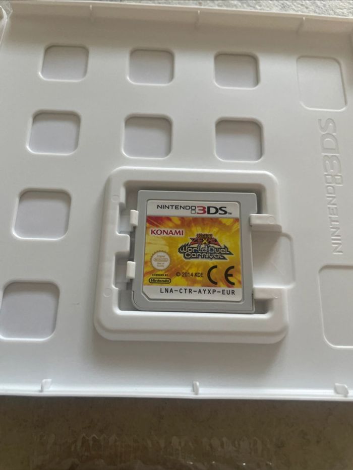 Yu-Gi-Oh ! Zexal World Duel Carnival Jeu Nintendo 3DS Complet + Cartes exclusives FR - photo numéro 4