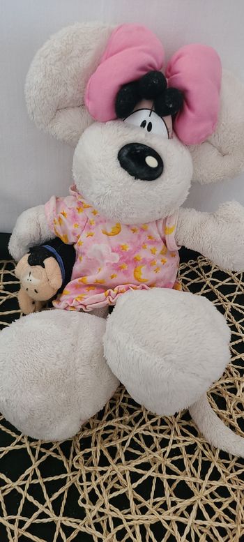 Peluche Diddl en pyjama rose avec mouton