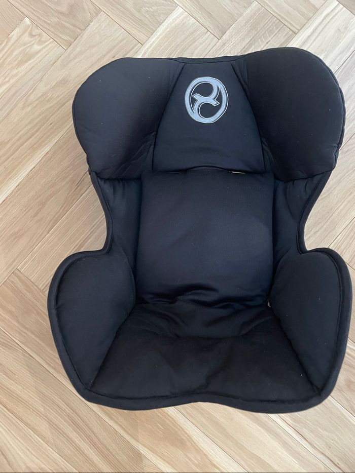 Réducteur nouveau né Cybex