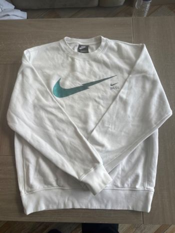 Pull Nike