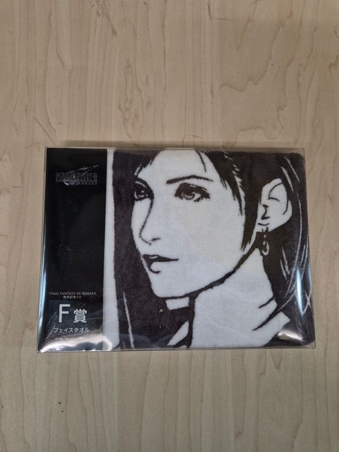 Petite serviette longue Final Fantasy VII : Tifa & Aerith