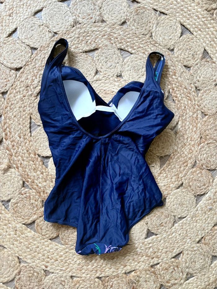 Maillot de bain fleuri - bleu marine/rose - taille 42/XL - rembourrés - photo numéro 6