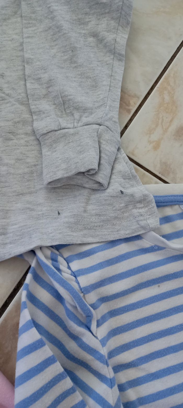 Lot de t-shirts manches longues taille 3/4 ans - photo numéro 5