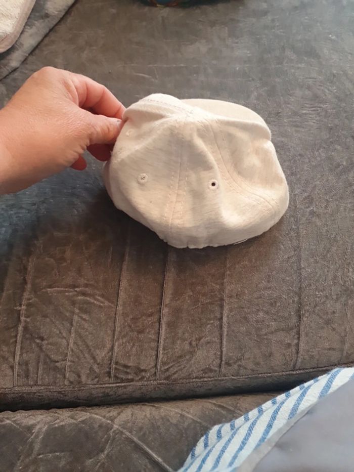 Casquette ecru H&M - photo numéro 3