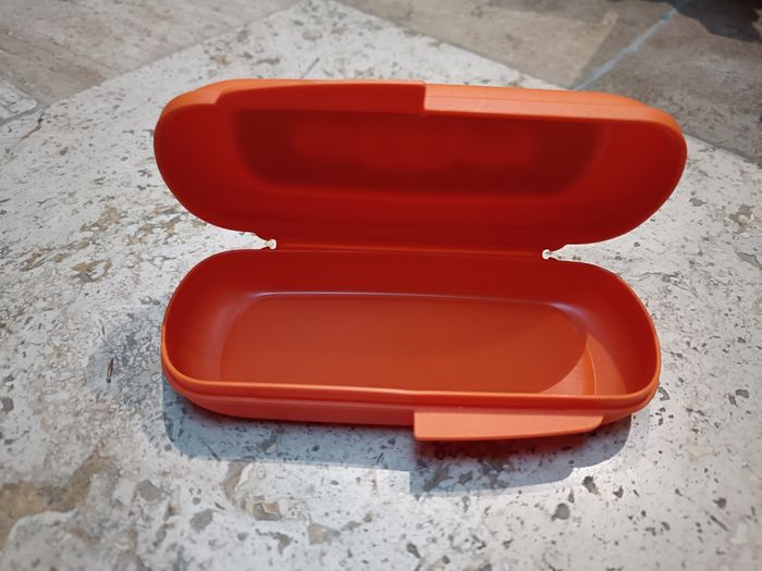 NEUF - Tupperware, boîte décor halloween - photo numéro 2