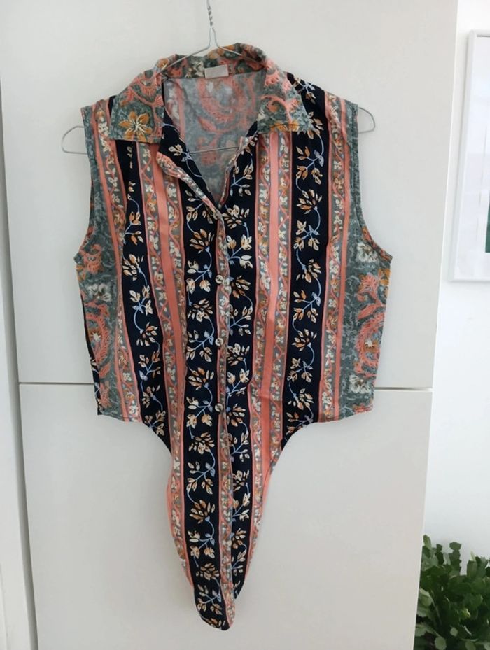 Chemise vintage Crop top à nouer imprimé fleurs multicolores - photo numéro 3