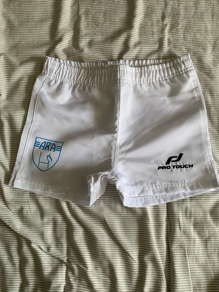Short sport