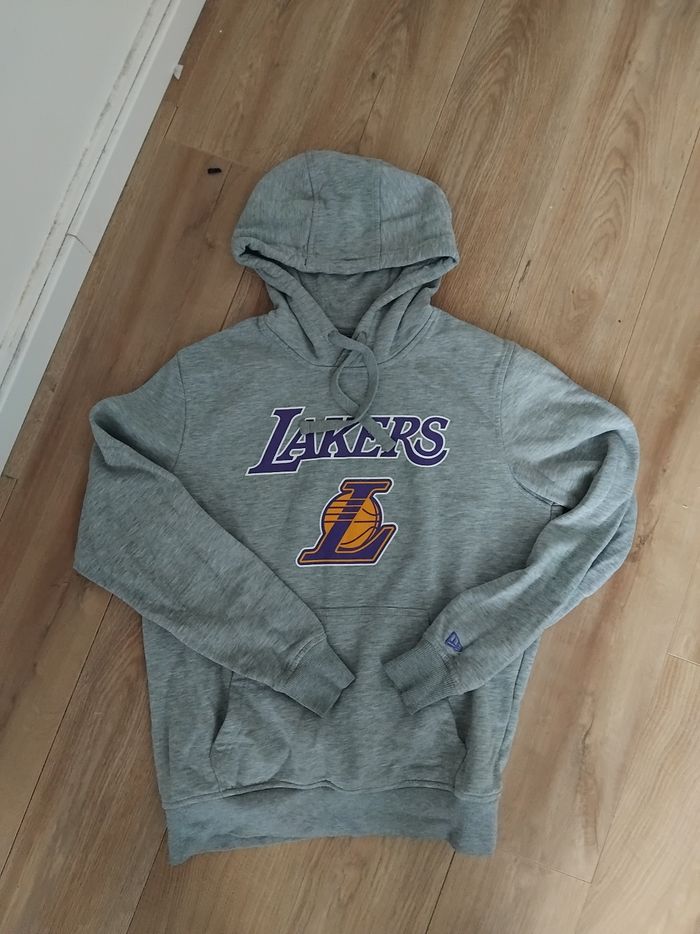 Sweat Los Angeles Lakers