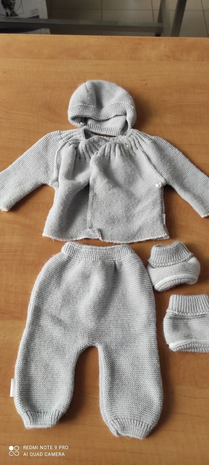 Lot vêtements naissance fille - photo numéro 6